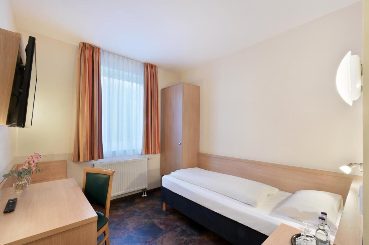 Meinhotel Гамбург Экстерьер фото